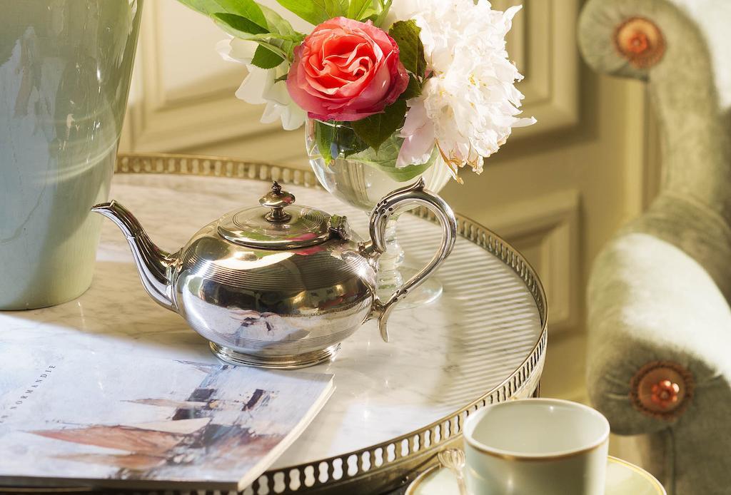 Chateau De Beneauville Bed & Breakfast Petiville  Bilik gambar
